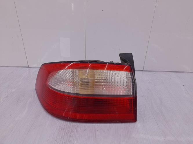 Feu arriere principal gauche (feux) RENAULT LAGUNA 2 PHASE 1 Diesel