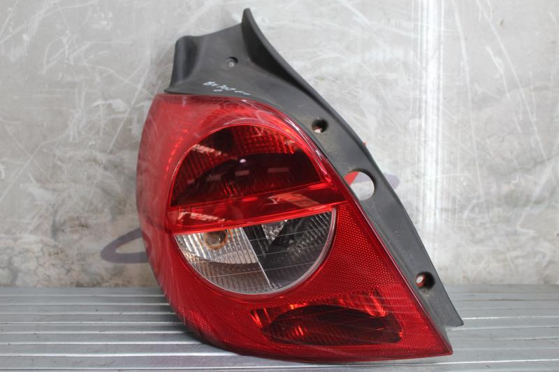 Feu arriere principal gauche (feux) RENAULT CLIO 3 PHASE 1 Diesel