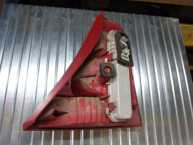 Feu arriere principal gauche (feux) RENAULT CLIO 2 PHASE 2 Diesel