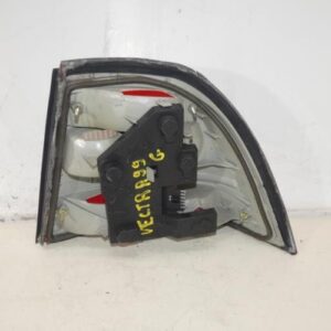 Feu arriere principal gauche (feux) OPEL VECTRA 99
