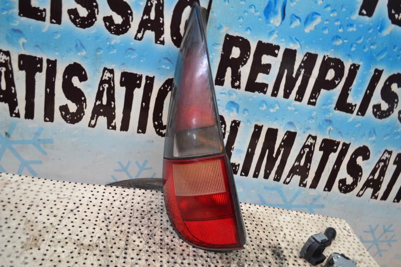 Feu arriere principal gauche (feux) RENAULT LAGUNA 1 PHASE 1 BREAK Diesel