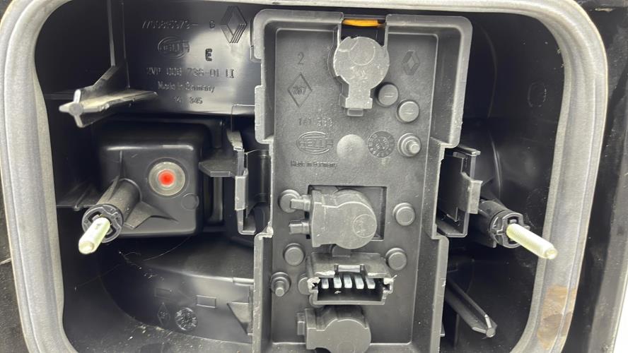 Feu arriere principal gauche (feux) RENAULT R19 PHASE 2 Essence