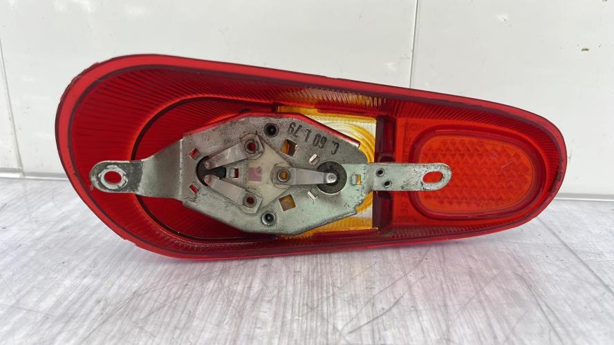 Feu arriere principal gauche (feux) RENAULT R4 Essence