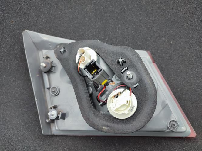 Feu arriere secondaire droit (feux) RENAULT LATITUDE Diesel