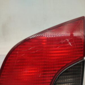 Feu arriere secondaire droit (feux) PEUGEOT 406 PHASE 1 BREAK Essence