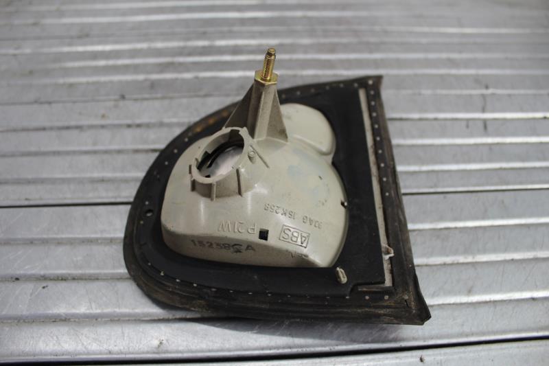 Feu arriere secondaire droit (feux) FORD ESCORT 5 PHASE 2 Essence