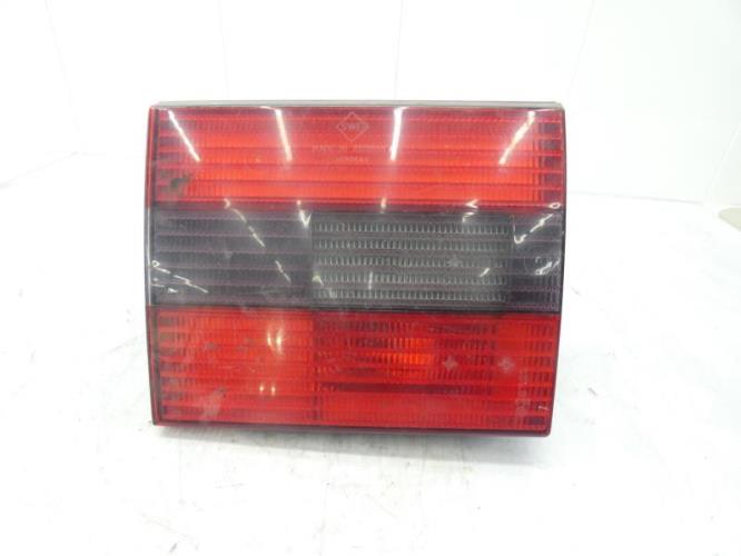 Feu arriere secondaire gauche (feux) VOLKSWAGEN PASSAT 3 PHASE 2 BREAK