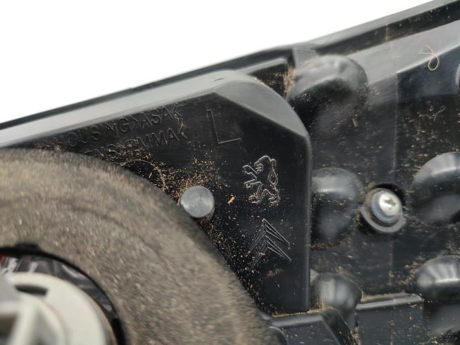 Feu arriere secondaire gauche (feux) CITROEN C-CROSSER Diesel