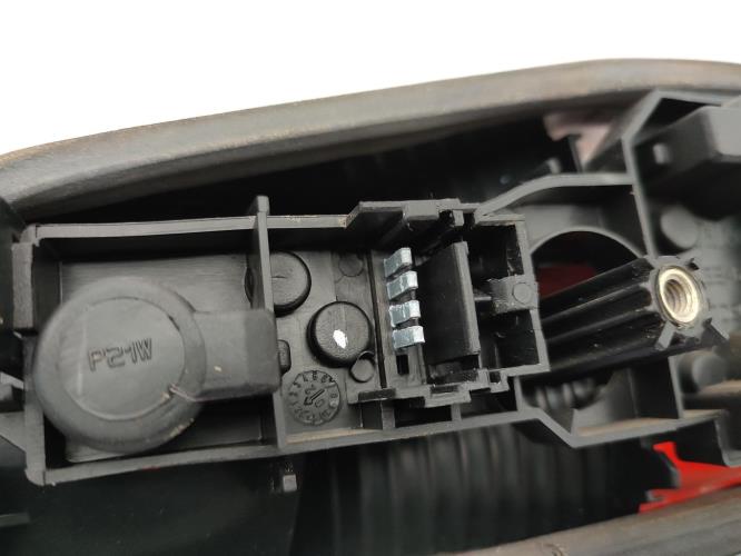 Feu arriere secondaire gauche (feux) RENAULT LAGUNA 2 PHASE 1 Diesel