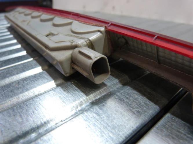 Feu arriere stop central PORSCHE BOXSTER 1 986 CABRIOLET Essence