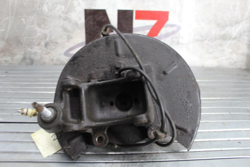 Fusee arriere droit ALFA ROMEO 147 PHASE 1 Essence