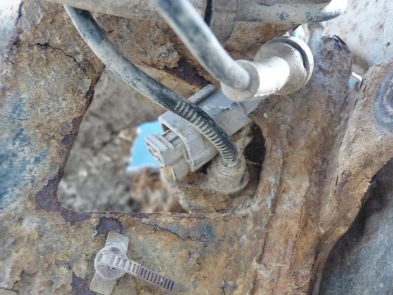 Fusee arriere droit NISSAN X-TRAIL 2 PHASE 1 Diesel