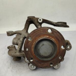 Fusee arriere droit TOYOTA COROLLA VERSO 2 PHASE 2 Diesel