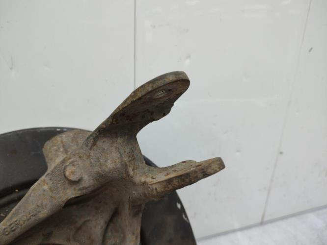 Fusee arriere droit VOLKSWAGEN TOUAREG 1 PHASE 1 Diesel