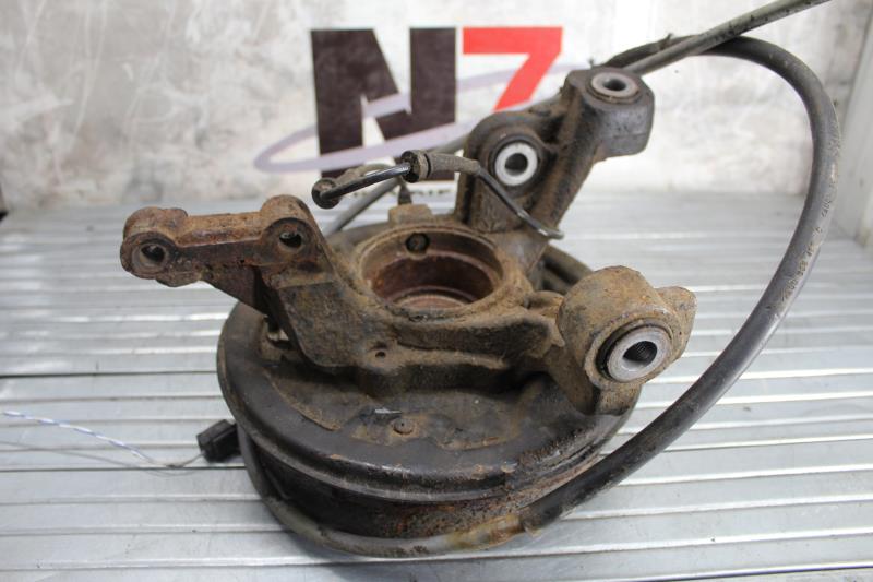 Fusee arriere gauche DACIA DUSTER 1 PHASE 1 Diesel