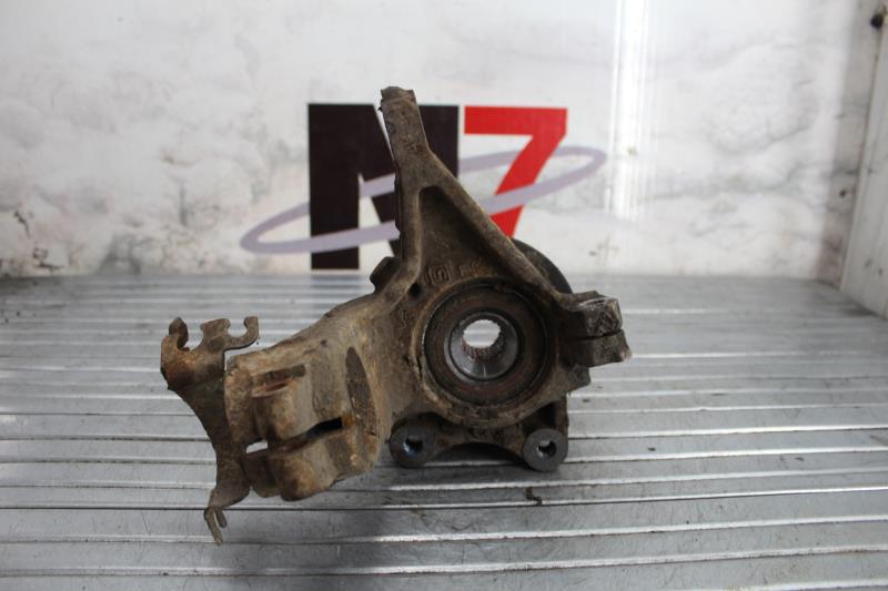 Fusee avant droit CITROEN XSARA PHASE 1 COUPE Essence