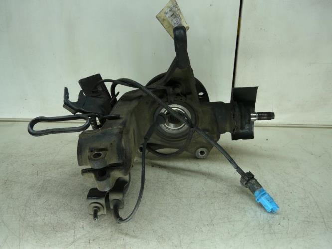 Fusee avant droit CITROEN C5 1 PHASE 1 Diesel