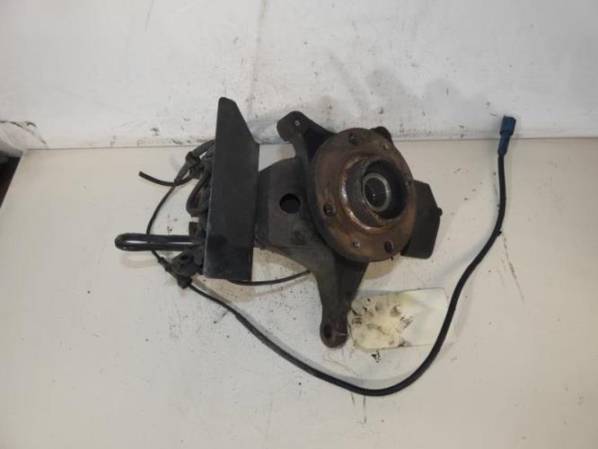 Fusee avant droit CITROEN C5 1 PHASE 2 Diesel