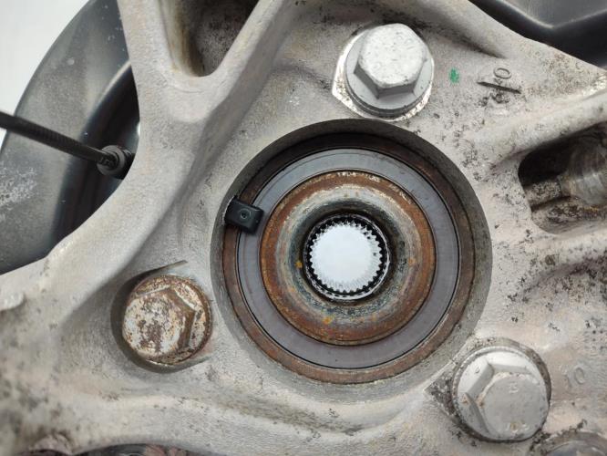 Fusee avant droit OPEL ASTRA J PHASE 1 Diesel