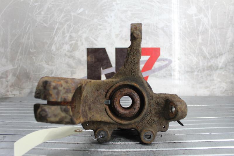 Fusee avant droit FORD C-MAX 1 PHASE 2 Diesel