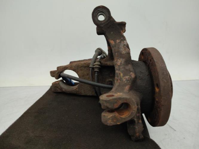 Fusee avant droit CITROEN C3 1 PHASE 1 Essence