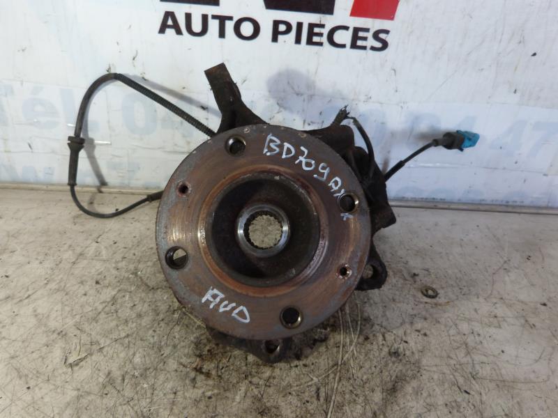 Fusee avant droit CITROEN C3 1 PHASE 1 Diesel