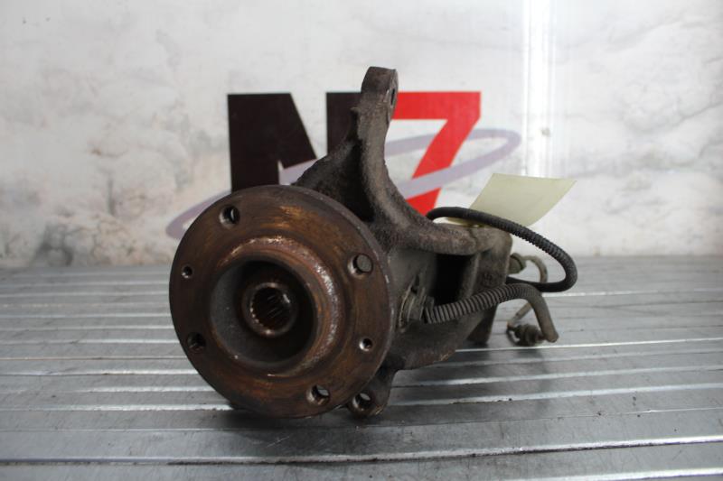 Fusee avant droit CITROEN C3 1 PHASE 1 Diesel