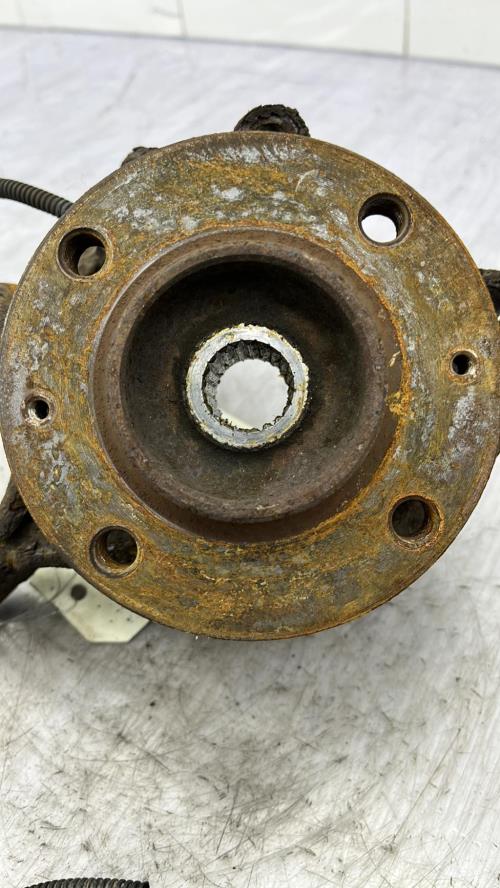 Fusee avant droit PEUGEOT 207 PHASE 1 Essence