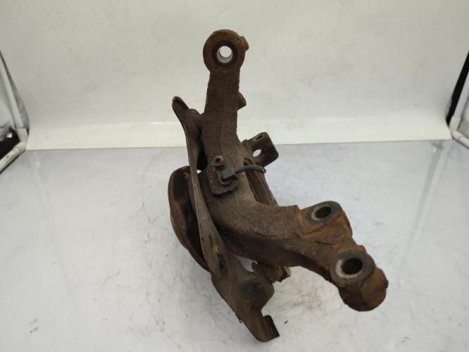 Fusee avant droit PEUGEOT BIPPER Diesel