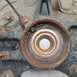Fusee avant droit PEUGEOT 308 2 PHASE 2 Diesel