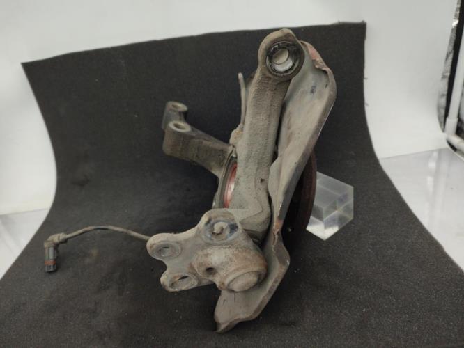 Fusee avant gauche MERCEDES CLASSE A 169 PHASE 1 Diesel