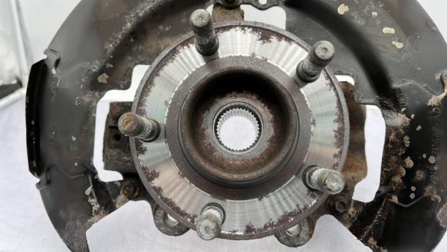 Fusee avant droit VOLVO C 30 PHASE 1 Diesel