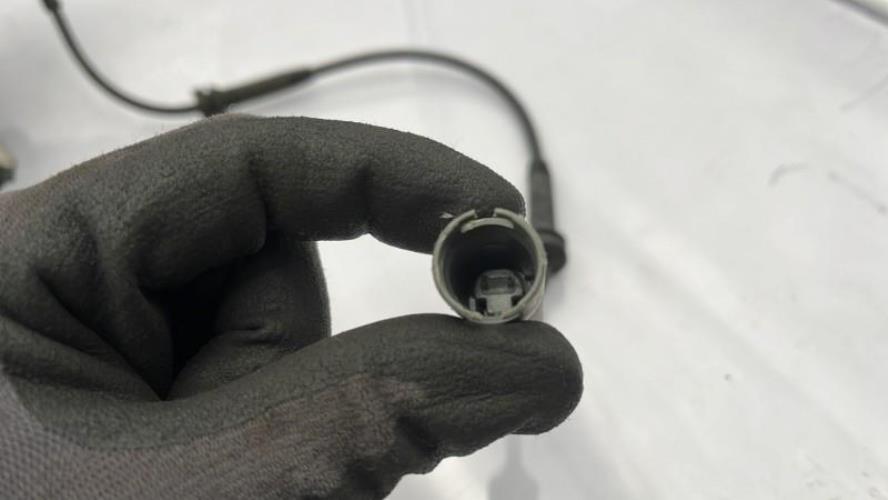 Fusee avant droit BMW SERIE 1 E87 PHASE 1 Diesel