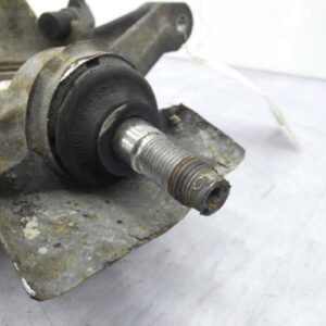 Fusee avant droit PEUGEOT 406 PHASE 1 BREAK Diesel