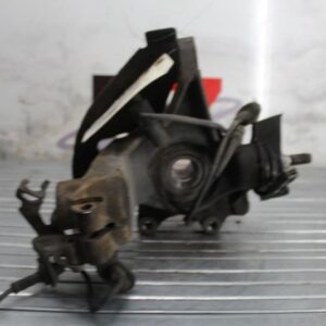 Fusee avant droit PEUGEOT 406 PHASE 2 Diesel