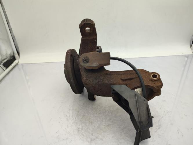 Fusee avant droit PEUGEOT 206 PHASE 1 Diesel