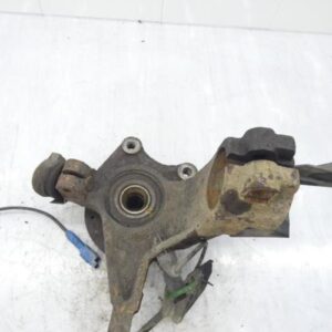 Fusee avant droit PEUGEOT 206+ Diesel