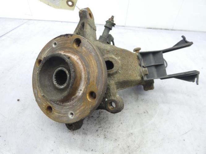 Fusee avant droit PEUGEOT 206 PHASE 1 Diesel