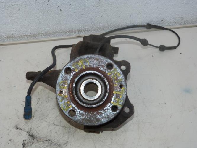 Fusee avant droit PEUGEOT Diesel