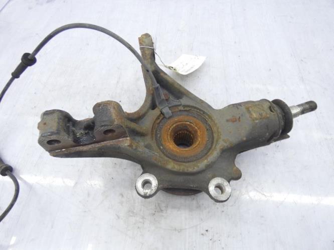 Fusee avant droit PEUGEOT 308 1 PHASE 1 Diesel