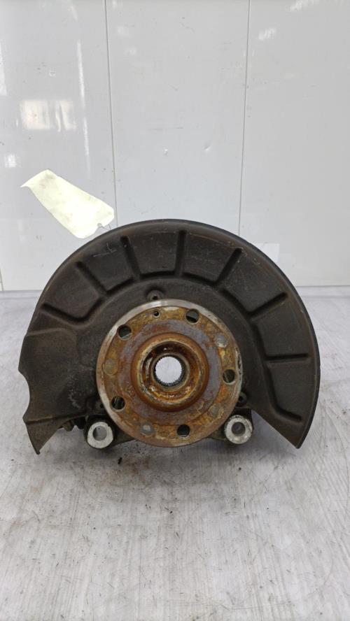 Fusee avant droit VOLKSWAGEN PASSAT 5 BREAK Diesel