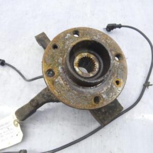 Fusee avant droit NISSAN MICRA 3 PHASE 3 Essence