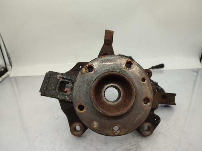 Fusee avant droit RENAULT MEGANE 3 PHASE 1 Diesel