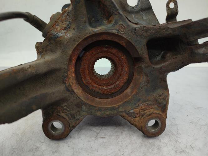 Fusee avant droit RENAULT CLIO 4 PHASE 1 Diesel