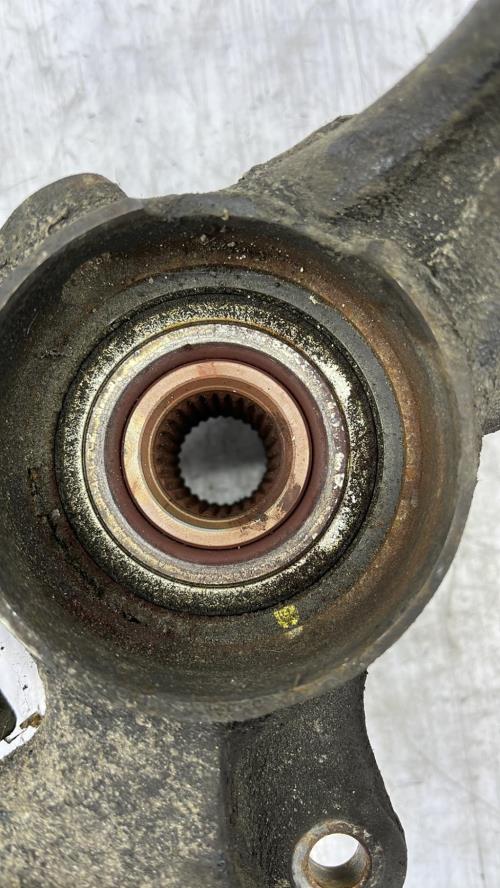 Fusee avant droit HYUNDAI I 30 1 PHASE 1 Diesel