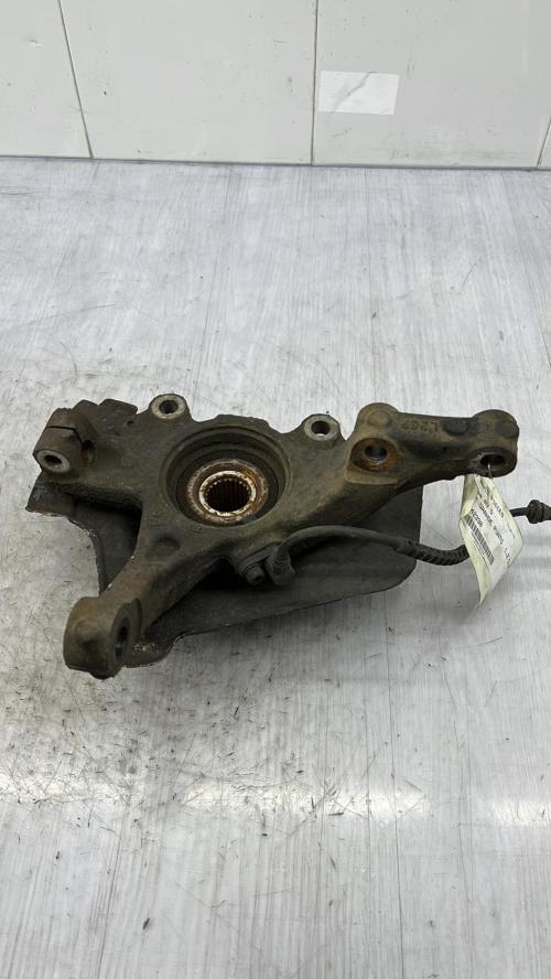 Fusee avant droit FIAT GRANDE PUNTO Diesel