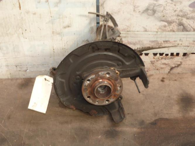 Fusee avant droit VOLKSWAGEN GOLF 7 PHASE 1 Diesel