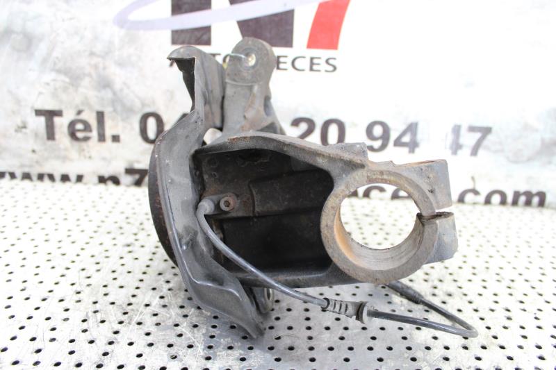 Fusee avant droit MINI