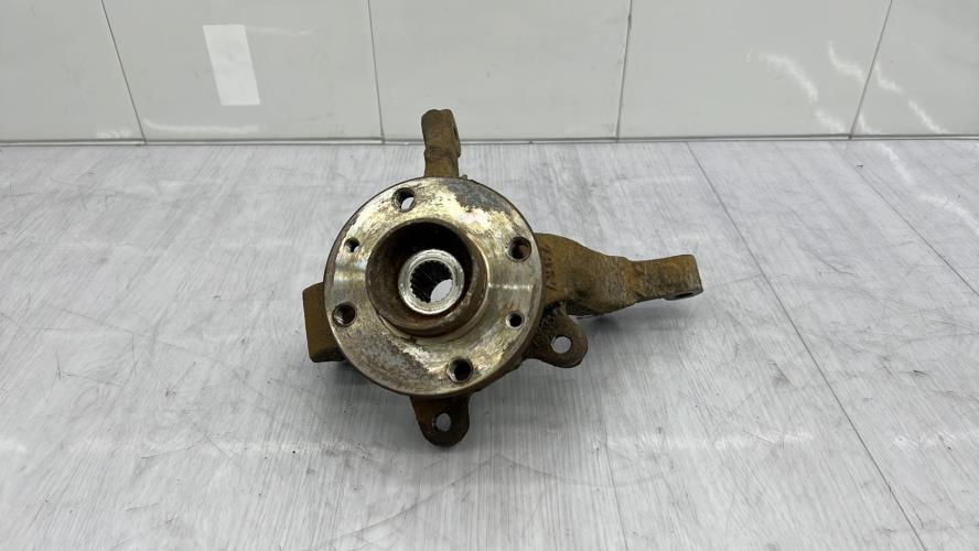 Fusee avant droit DACIA LOGAN 1 PHASE 1 Essence