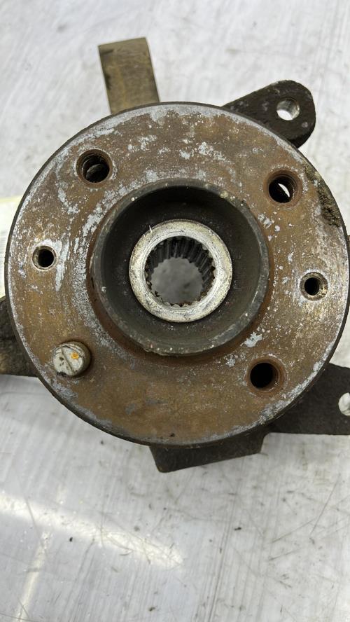 Fusee avant droit RENAULT LAGUNA 1 PHASE 1 Essence